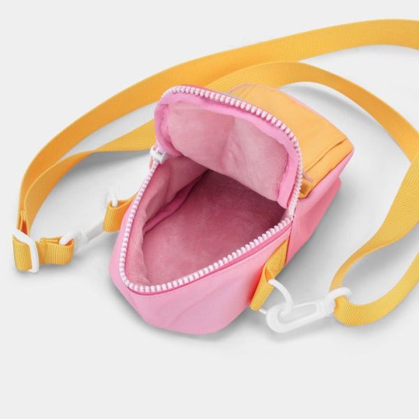 barbie-world-of-barbie-malibu-barbie-retrospekt-35mm-camera-bag-1146600185_720x-2 barbie-world-of-barbie-malibu-barbie-retrospekt-35mm-camera-bag-1146600185_720x-2