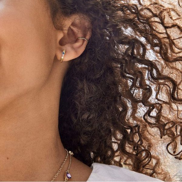 bauble-bar-trend-accessories-tori-18k-gold-kids-hoop-earrings-gold-pave-32465136779351_720x-1 bauble-bar-trend-accessories-tori-18k-gold-kids-hoop-earrings-gold-pave-32465136779351_720x-1