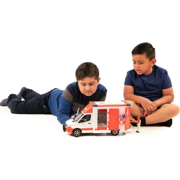 bruder-vehicles-mb-sprinter-ambulance-31472372777047_720x-2 bruder-vehicles-mb-sprinter-ambulance-31472372777047_720x-2