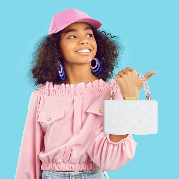 fao-schwarz-fashion-activity-and-roleplay-glitz-glam-portable-vanity-makeup-case-32345970770007_720x-2 fao-schwarz-fashion-activity-and-roleplay-glitz-glam-portable-vanity-makeup-case-32345970770007_720x-2