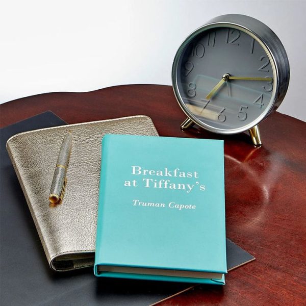 graphic-image-books-breakfast-at-tiffany-s-book-leather-edition-1152077108_720x graphic-image-books-breakfast-at-tiffany-s-book-leather-edition-1152077108_720x