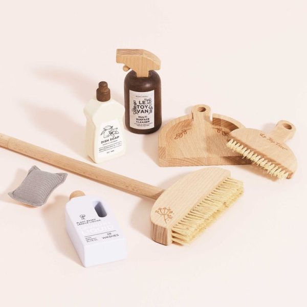 le-toy-van-preschool-7-piece-eco-friendly-wooden-cleaning-set-32562598051927_720x-3 le-toy-van-preschool-7-piece-eco-friendly-wooden-cleaning-set-32562598051927_720x-3