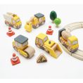 le-toy-van-preschool-7-piece-wood-construction-toy-cars-trucks-diggers-set-32562638913623_720x-8