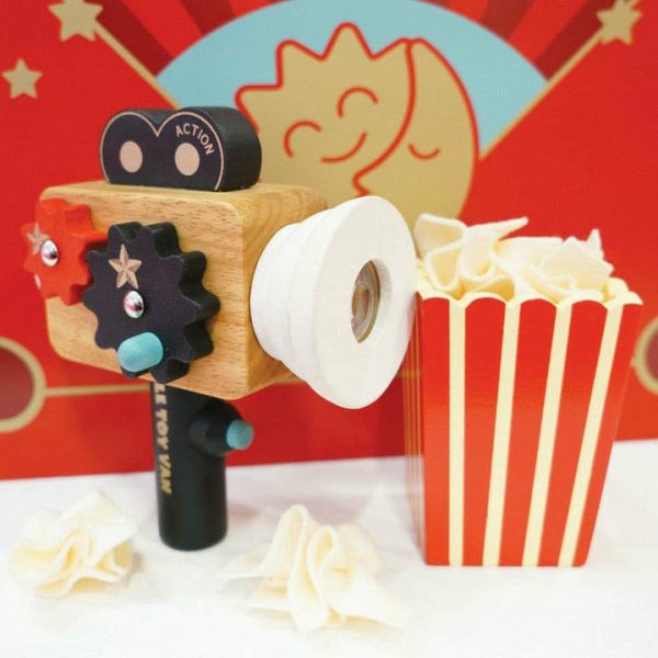 le-toy-van-preschool-hollywood-film-camera-14736372793431_720x-1 le-toy-van-preschool-hollywood-film-camera-14736372793431_720x-1