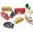 le-toy-van-preschool-new-york-wood-toy-car-set-7-piece-31487189614679_720x-5