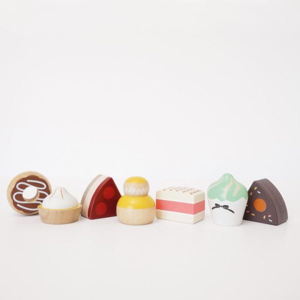 le-toy-van-preschool-three-tier-patisserie-cake-stand-32562576097367_720x-6 le-toy-van-preschool-three-tier-patisserie-cake-stand-32562576097367_720x-6