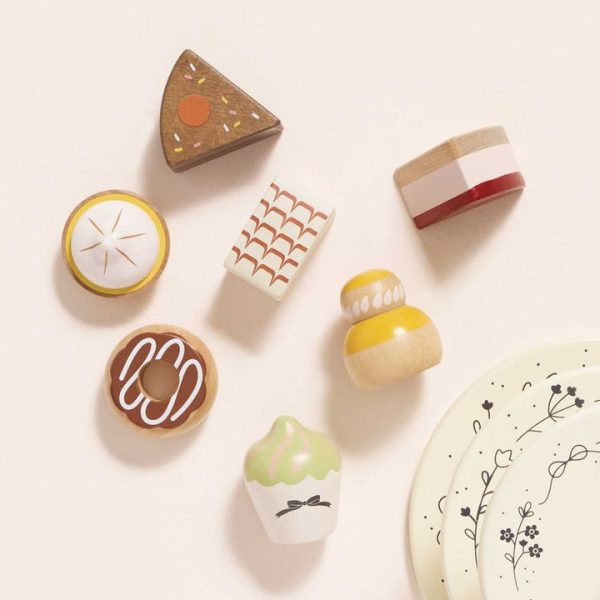 le-toy-van-preschool-three-tier-patisserie-cake-stand-32562576326743_720x-4 le-toy-van-preschool-three-tier-patisserie-cake-stand-32562576326743_720x-4