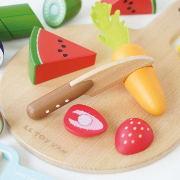 le-toy-van-preschool-wooden-chopping-board-sliceable-play-food-1153095509_720x-1 le-toy-van-preschool-wooden-chopping-board-sliceable-play-food-1153095509_720x-1