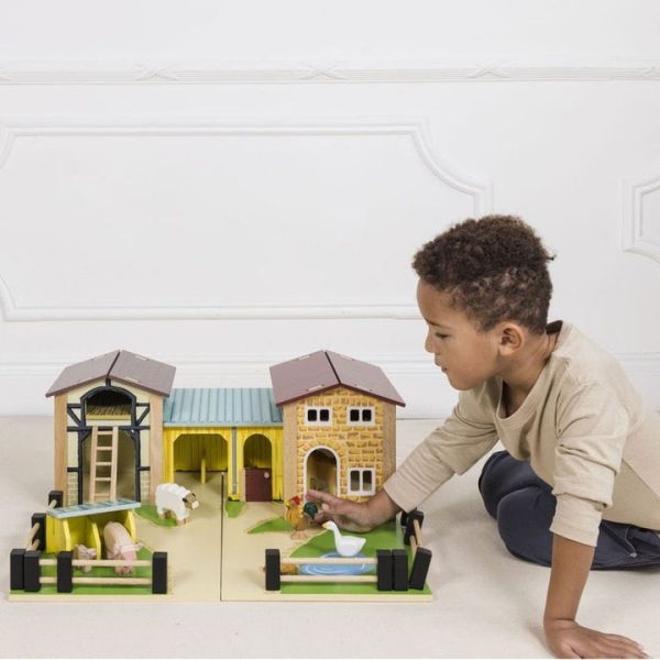 le-toy-van-preschool-wooden-farmyard-stables-31480124932183_720x-3 le-toy-van-preschool-wooden-farmyard-stables-31480124932183_720x-3