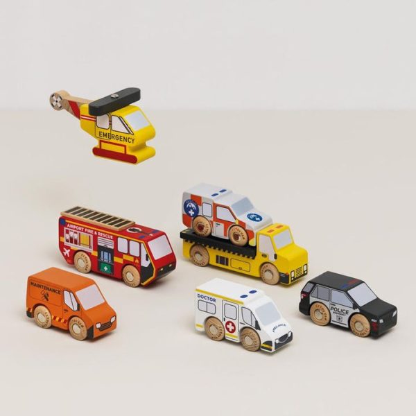 le-toy-van-preschool-wooden-set-of-7-emergency-vehicles-32563049594967_720x-7 le-toy-van-preschool-wooden-set-of-7-emergency-vehicles-32563049594967_720x-7