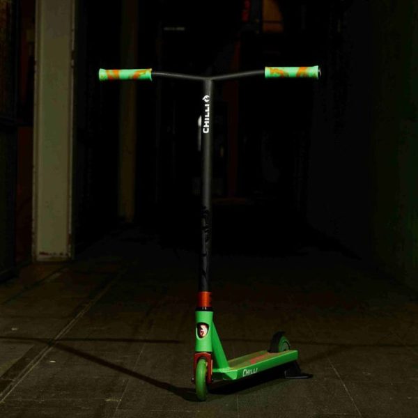 micro-kickboard-outdoor-chilli-critter-scooter-green-chameleon-32481368932439_720x-4 micro-kickboard-outdoor-chilli-critter-scooter-green-chameleon-32481368932439_720x-4