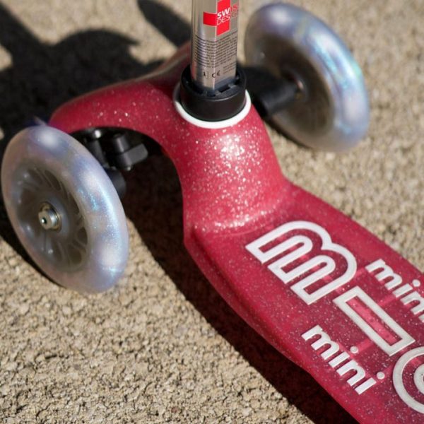 micro-kickboard-outdoor-micro-mini-glitter-led-scooter-pink-32480894287959_720x micro-kickboard-outdoor-micro-mini-glitter-led-scooter-pink-32480894287959_720x