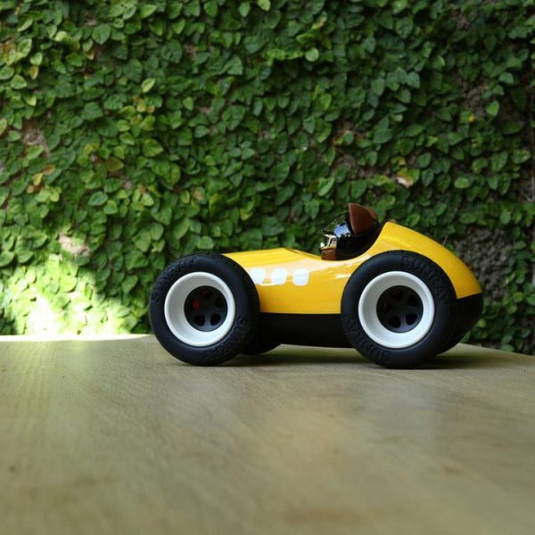 playforever-vehicles-egg-roadster-sunnyside-car-toy-yellow-29449302179927_720x-3 playforever-vehicles-egg-roadster-sunnyside-car-toy-yellow-29449302179927_720x-3