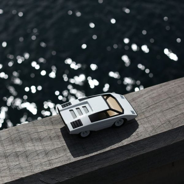 playforever-vehicles-ufo-colomba-car-white-31232045383767_720x playforever-vehicles-ufo-colomba-car-white-31232045383767_720x