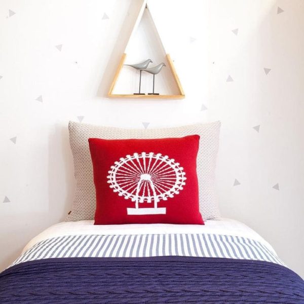 rian-tricot-room-decor-london-eye-pillow-32084936228951_720x-2 rian-tricot-room-decor-london-eye-pillow-32084936228951_720x-2