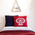 rian-tricot-room-decor-london-eye-pillow-32084936491095_720x-3