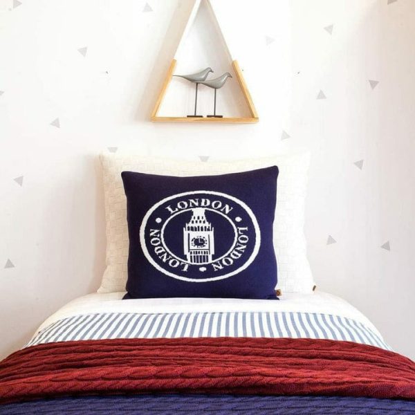 rian-tricot-room-decor-london-seal-pillow-29035674665047_720x-5 rian-tricot-room-decor-london-seal-pillow-29035674665047_720x-5