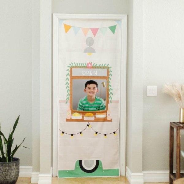 swingly-preschool-camper-food-truck-kitchen-doorway-storefront-32302809153623_720x-2 swingly-preschool-camper-food-truck-kitchen-doorway-storefront-32302809153623_720x-2