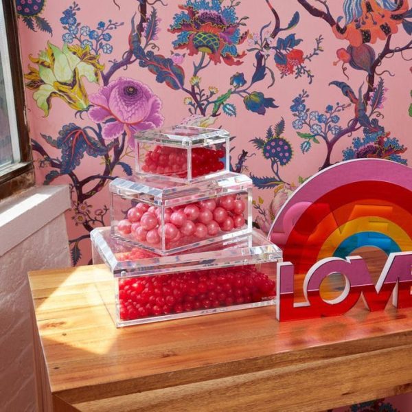 tara-wilson-designs-room-decor-shelf-decor-love-sign-mirrored-red-pink-30840393138263_720x-4 tara-wilson-designs-room-decor-shelf-decor-love-sign-mirrored-red-pink-30840393138263_720x-4