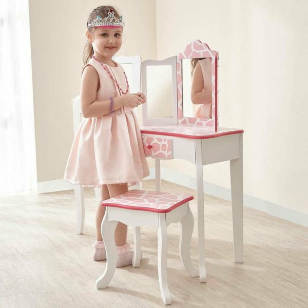teamson-kids-room-decor-fashion-giraffe-prints-gisele-play-vanity-set-pink-white-28541639524439_720x-1 teamson-kids-room-decor-fashion-giraffe-prints-gisele-play-vanity-set-pink-white-28541639524439_720x-1