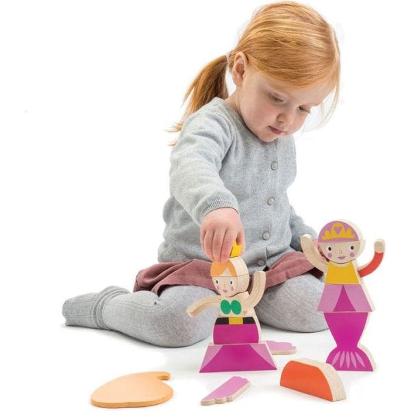tender-leaf-toys-preschool-princess-magblocs-32422974685271_720x-3