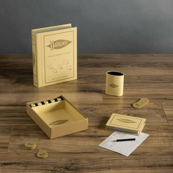 ws-game-company-games-yahtzee-vintage-bookshelf-edition-28874162536535_720x-4 ws-game-company-games-yahtzee-vintage-bookshelf-edition-28874162536535_720x-4